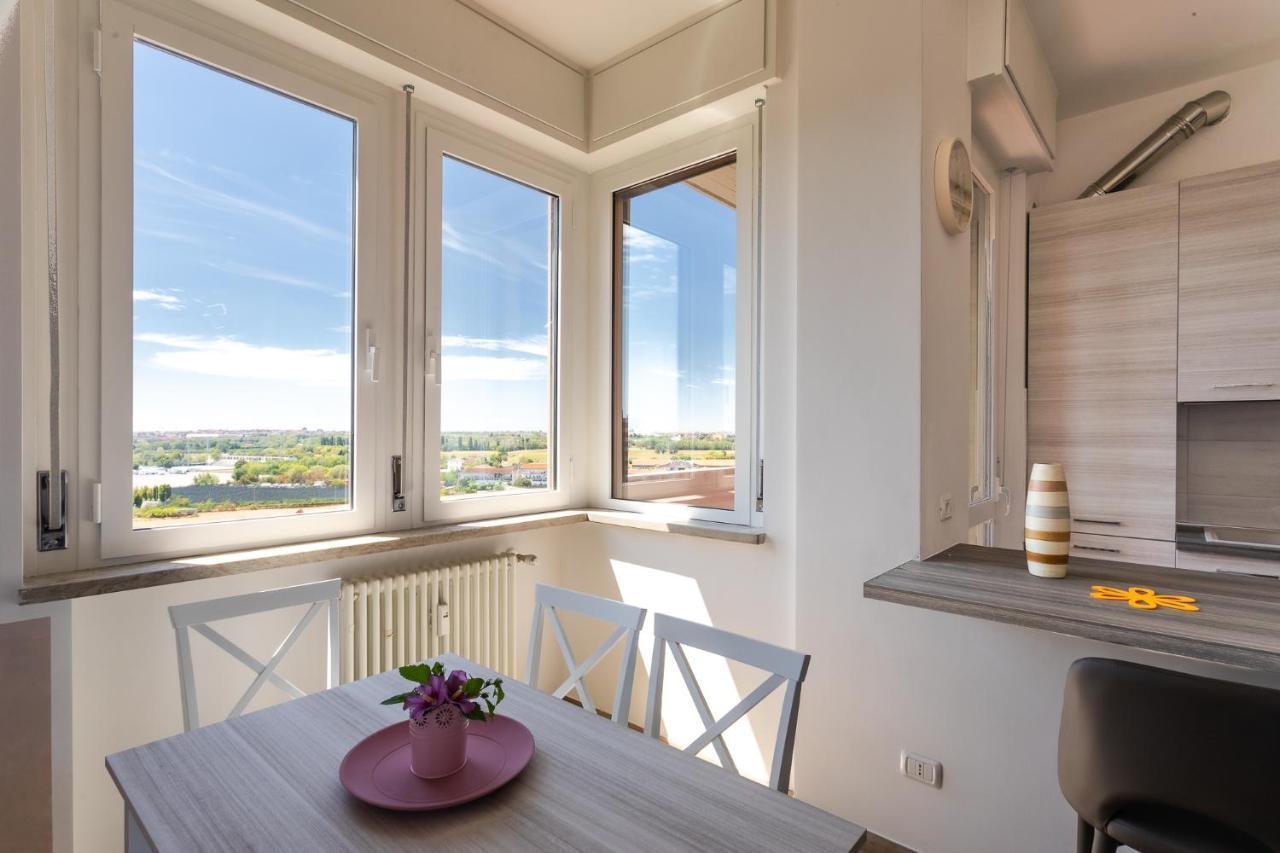 Apartament Borgo Milano Penthouse - With Parking Werona Zewnętrze zdjęcie